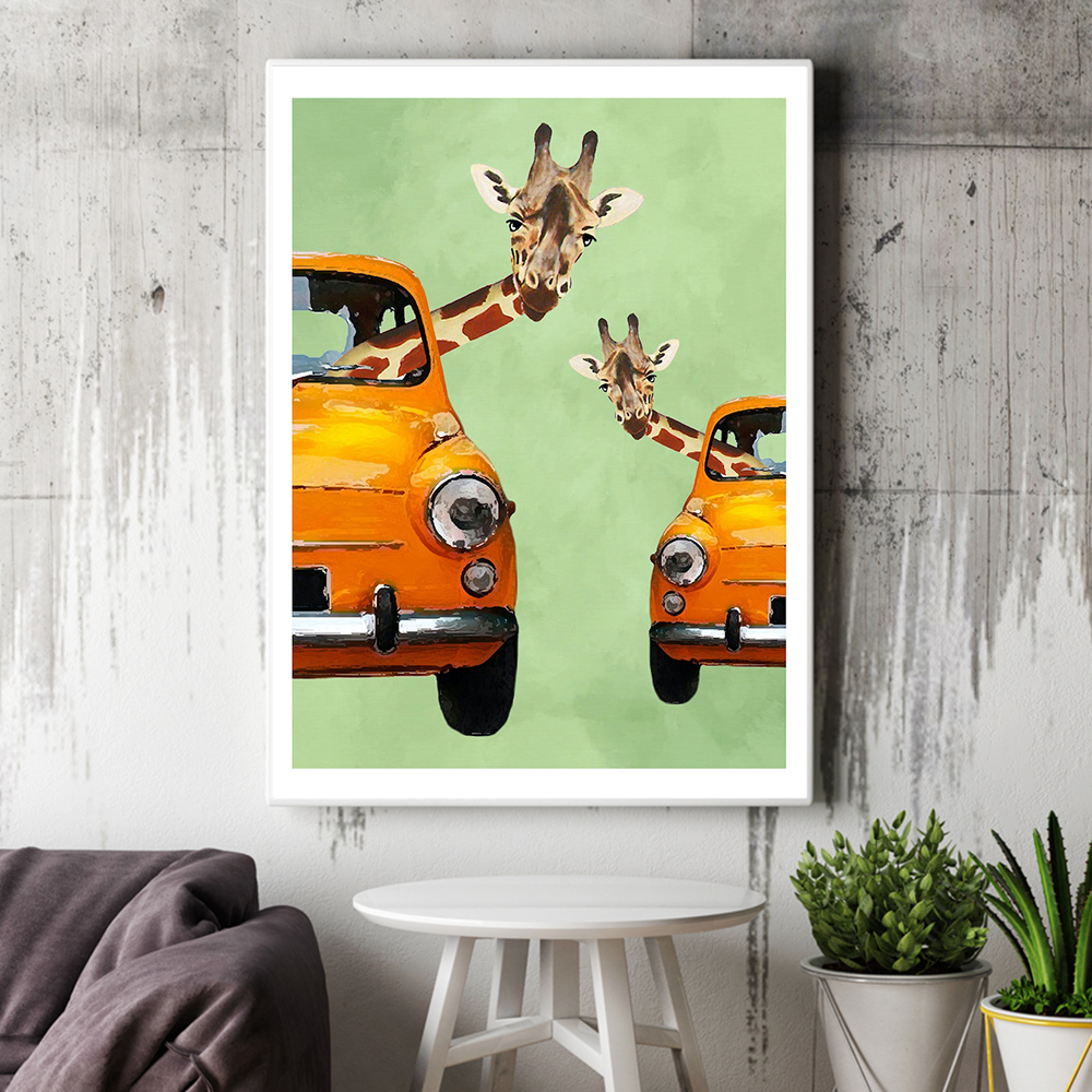 Giraffes In Yellow Cars Cartoo - Baby Nursery Yellow recensione e prezzo