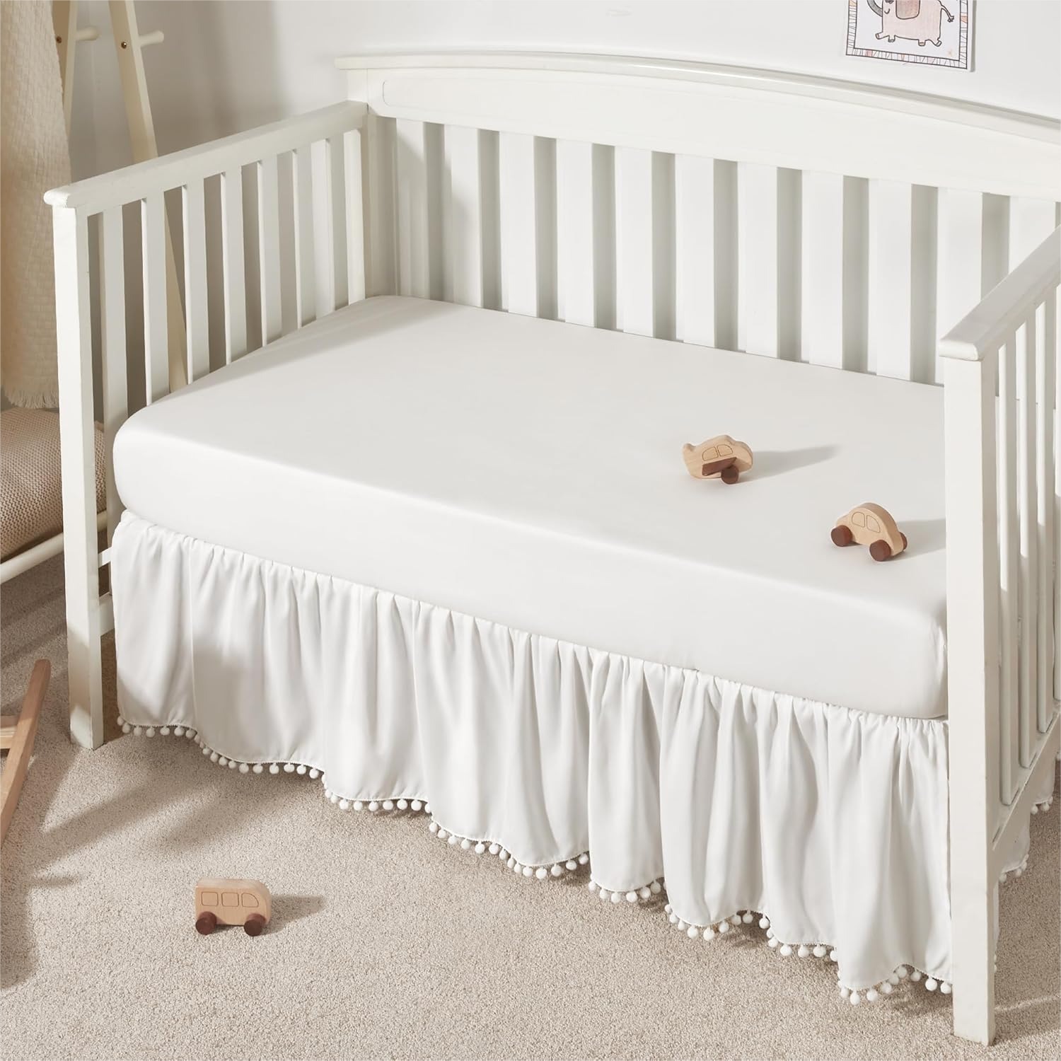 Baby Crib Skirt with Ruffles a - Baby Nursery Images Free recensione e prezzo