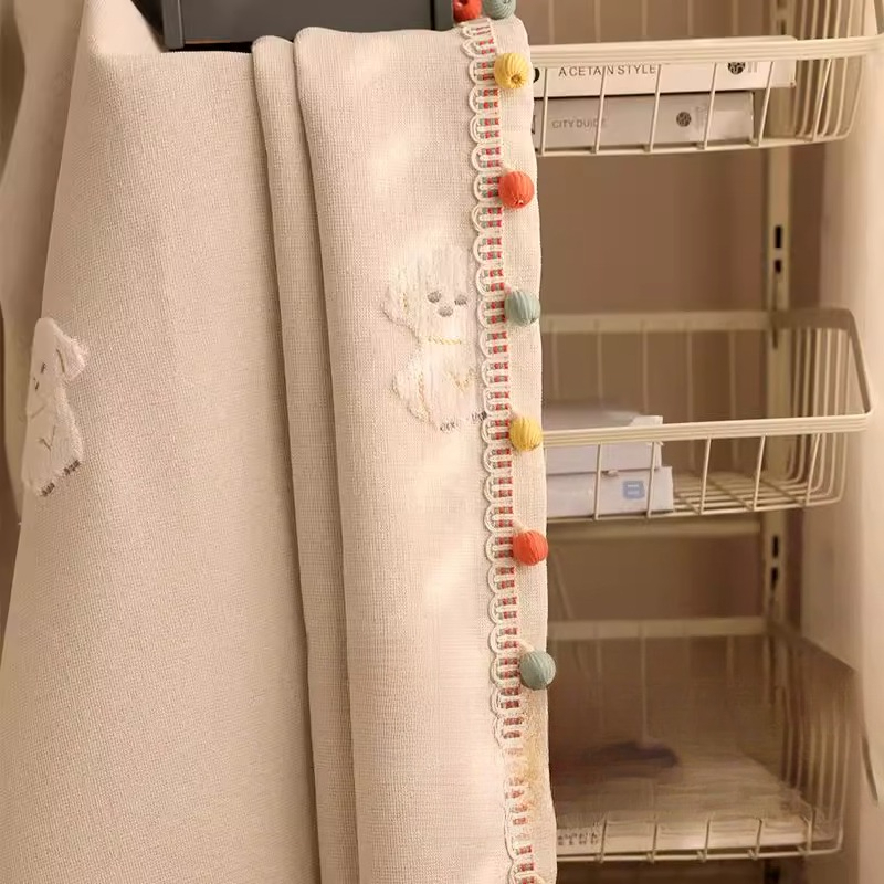 Embroidered Cartoon Dog Cream  - Baby Nursery Curtains recensione e prezzo